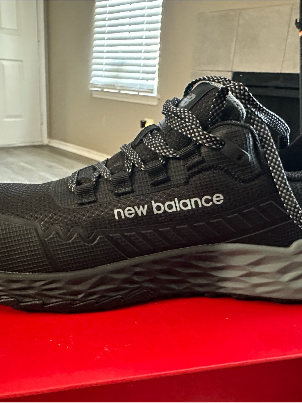 New Balance Men’s Black Athletic Running Shoes with Reflective Laces